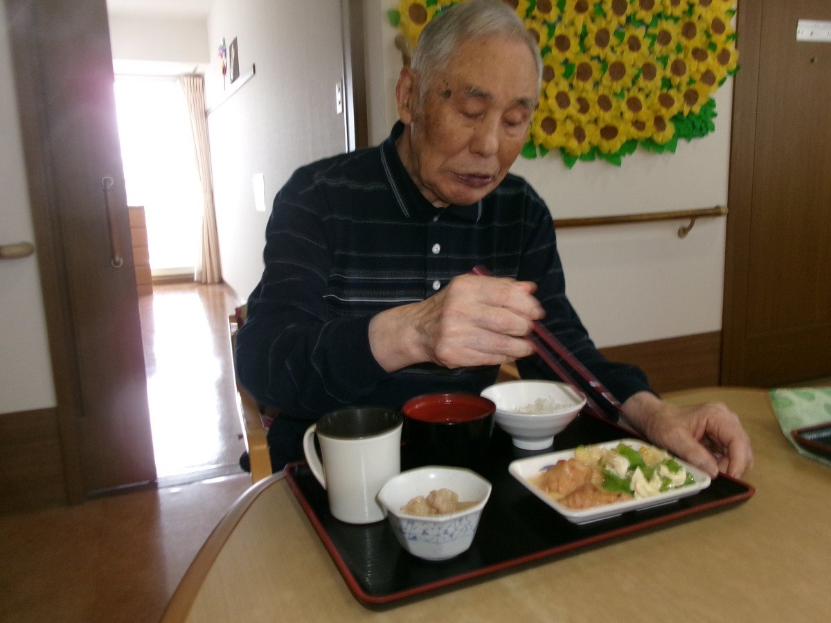 ランチとおやつ｜スタッフブログ｜ALSOK介護株式会社