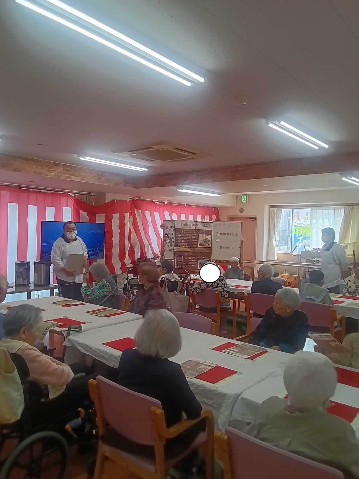 5月のお茶会｜スタッフブログ｜ALSOK介護株式会社