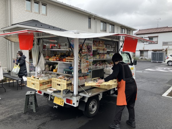移動スーパー☆とくし丸さんがきました！！｜スタッフブログ