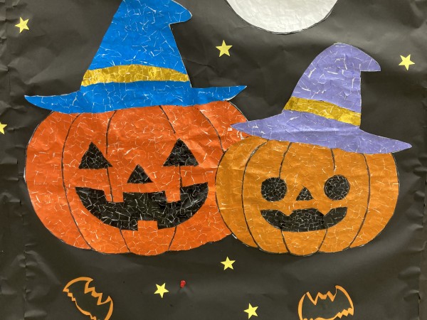 ☆玄関壁画10月☆｜スタッフブログ｜ALSOK介護株式会社