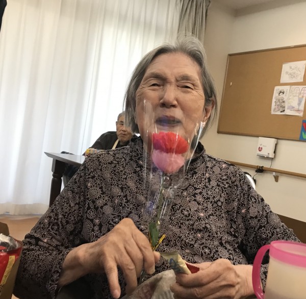 母の日いつもありがとう♡｜スタッフブログ｜ALSOK介護株式会社