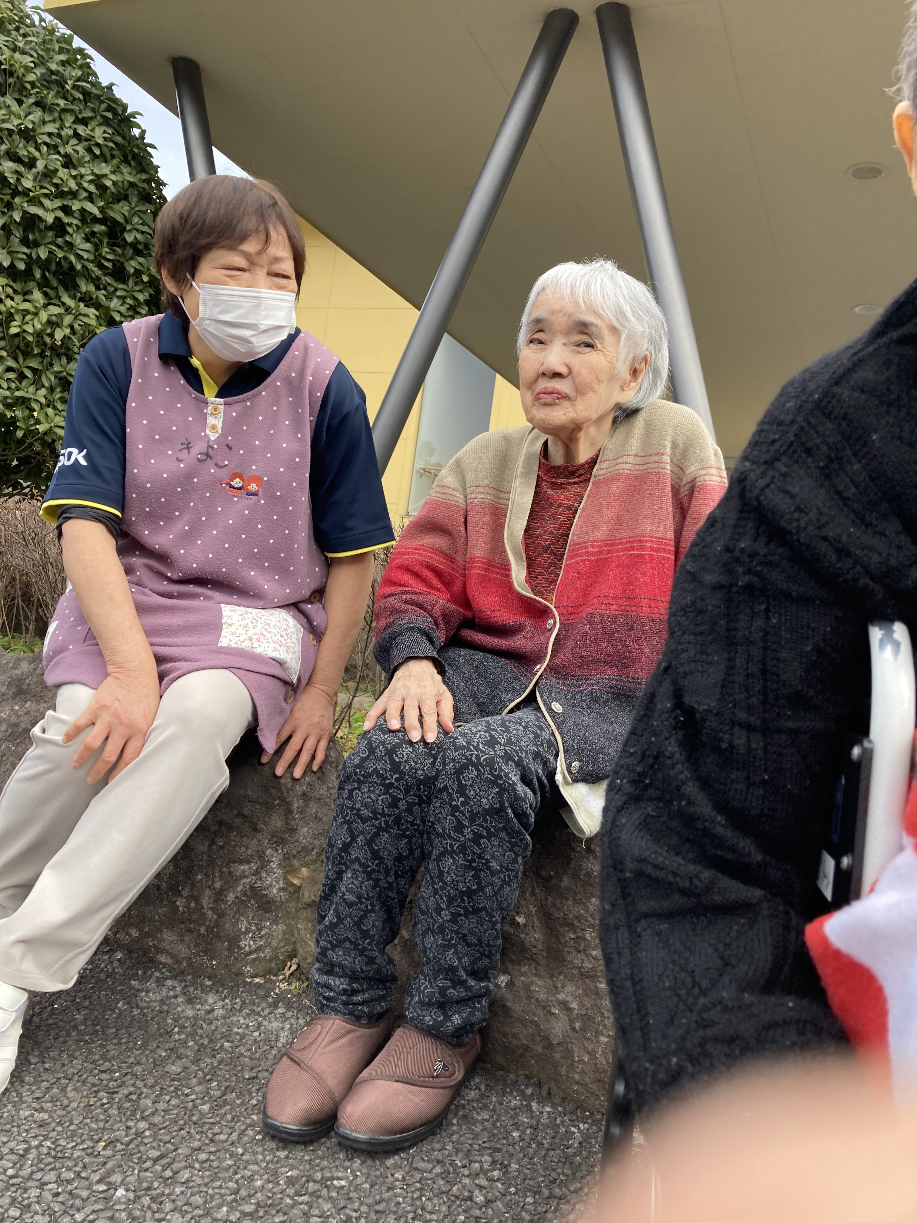 ☆ 外気浴|スタッフブログ|ALSOK介護株式会社