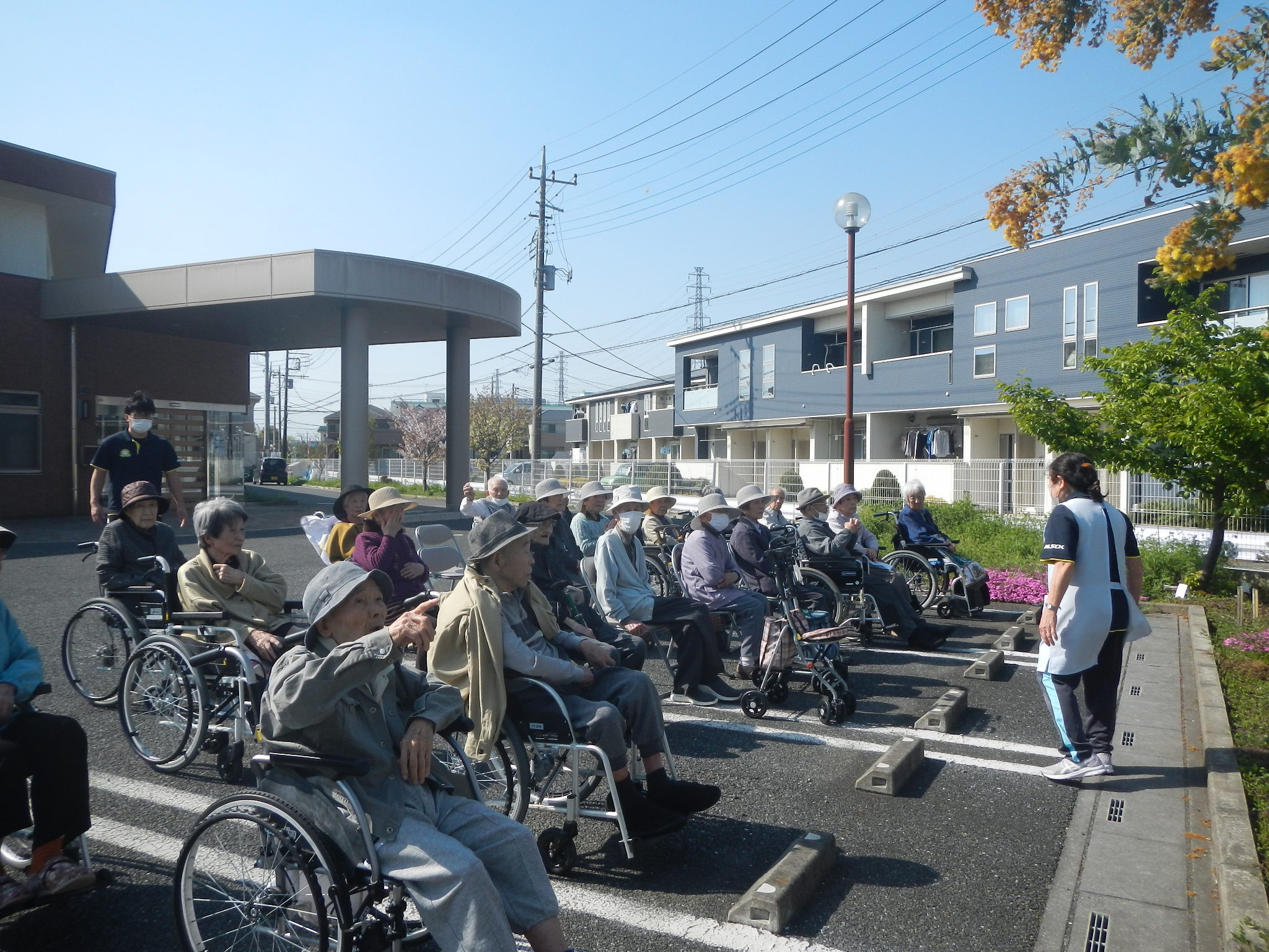 ぽかぽか外気浴｜スタッフブログ｜ALSOK介護株式会社