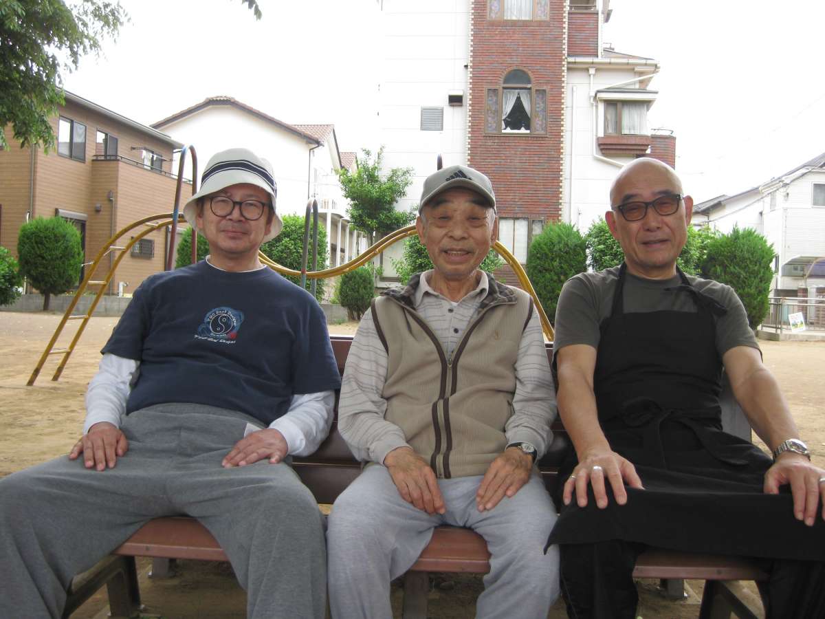 男だけでの散歩タイム みんなの家 上福岡でーす スタッフブログ ａｌｓｏｋ介護株式会社