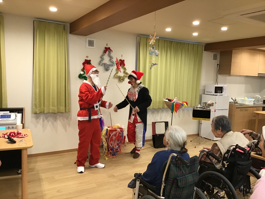 クリスマス会 スタッフブログ ａｌｓｏｋ介護株式会社